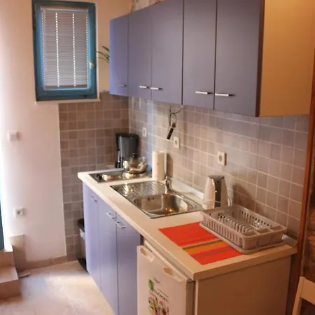 Lira - Studio Apartment Trogir Exterior photo